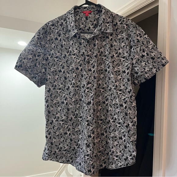 Men’s Guess button down shirt - Picture 1 of 2